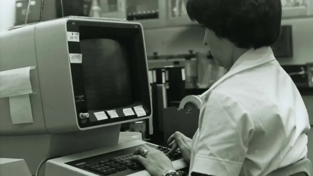 কম্পিউটারের ইতিহাস ও উন্নয়ন সম্পর্কে বিস্তারিত তথ্য