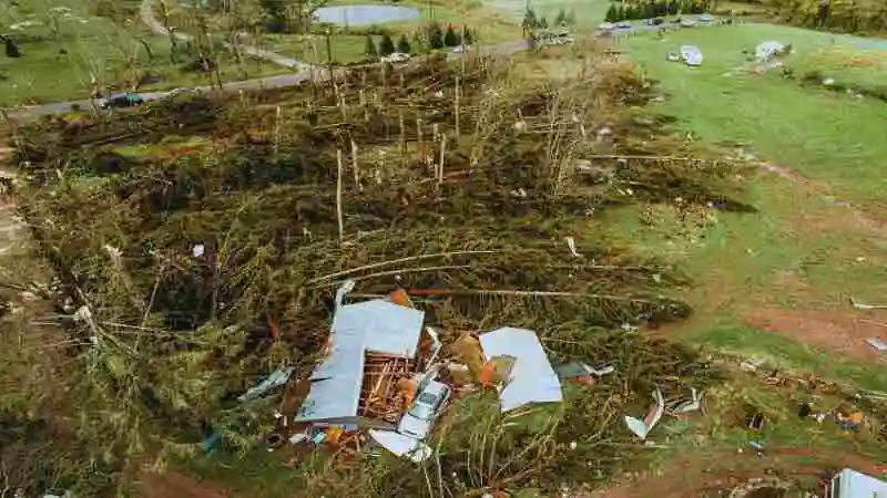 প্রাকৃতিক বিপর্যয়ের কারণ এবং প্রভাব চিত্র