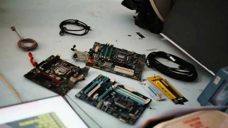 কম্পিউটার হার্ডওয়্যার ট্রাবলশুটিং কী এবং কিভাবে হার্ডওয়্যার সমস্যা শনাক্ত ও সমাধান করা যায় তা নিয়ে বিস্তারিত ধারণা