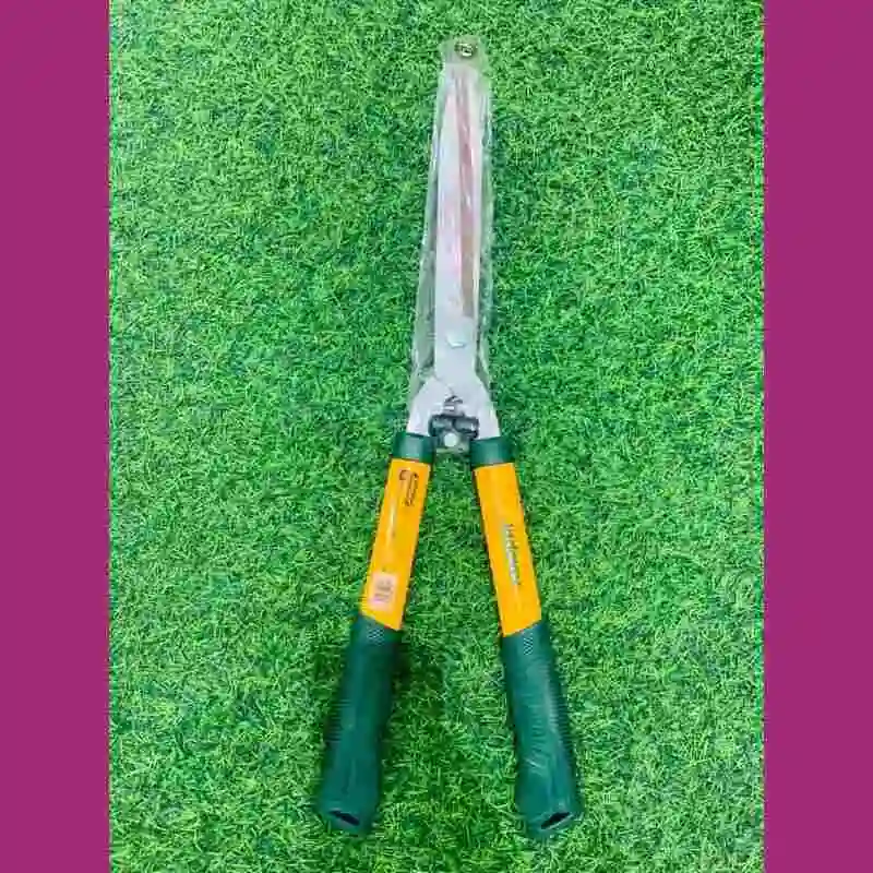 Hedge Shears গাছ, ঝোপঝাড় ও হেজ ছাঁটাইয়ের জন্য ধারালো ব্লেডযুক্ত টেকসই গার্ডেনিং কাঁচি।